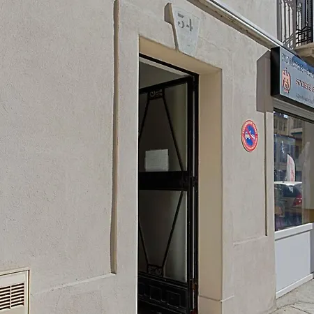 #3 Bottero A 2mins De La & Promenade Des *